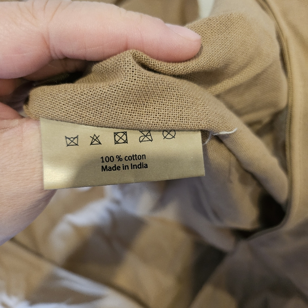 Authentic Burberry jacket cover - Picture 11 of 15